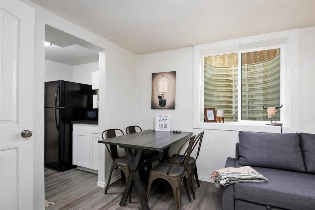 #Stayinmydistrict Twin Falls Pendleton Chic Suite Exterior foto